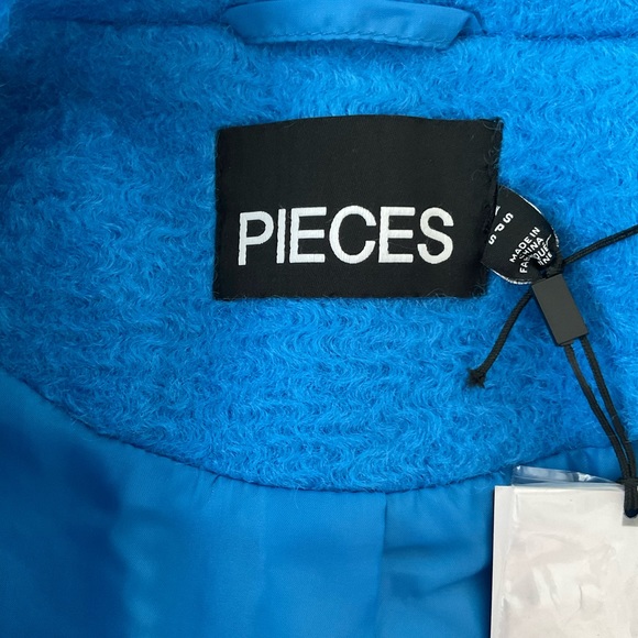 🛑🛑🛑💎 GORGEOUS BLUE COAT 💎 - Picture 5 of 9